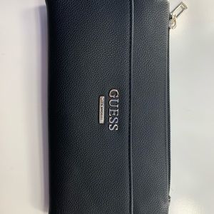 new Guess wallet